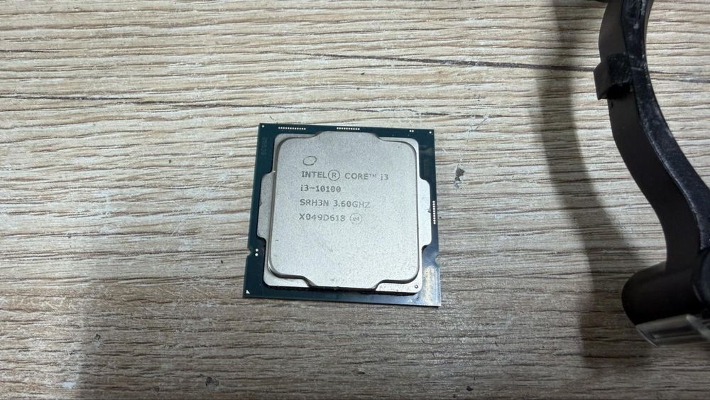 Intel Core i3-10100 3.60GHz + кулер, комплект, Socket 1200