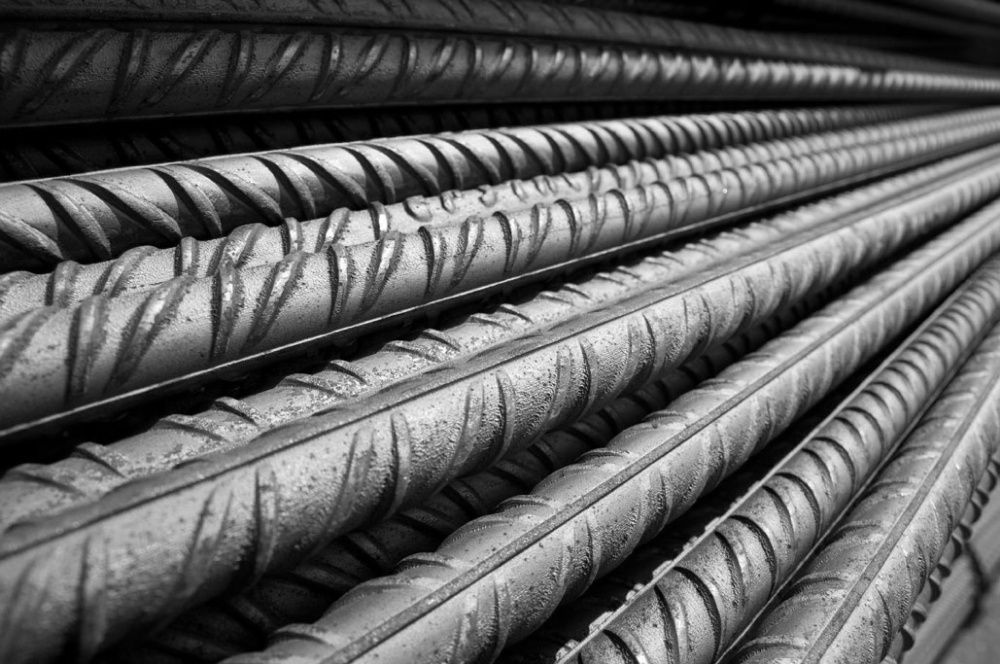 Stal zbrojeniowa z dostawą i rozładunkiem na budowę.Cena brutto.