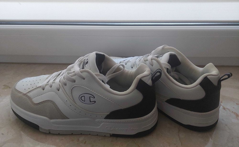 Buty adidasy, sneakersy Champion roz.39