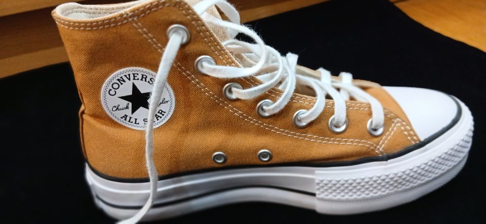 Sapatilhas conversei all star