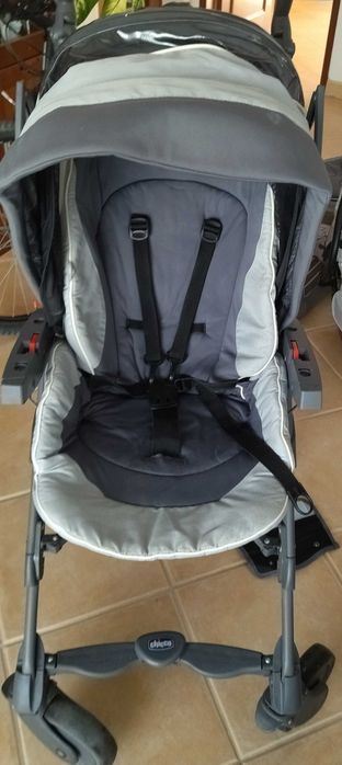 Vendo carrinho de bebe + cadeiras auto