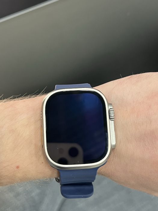 USED Apple Watch Ultra 49mm Titanium Case with Midnight Ocean Band