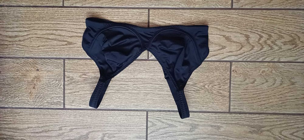 Czarny biustonosz Dorina r. 95 B