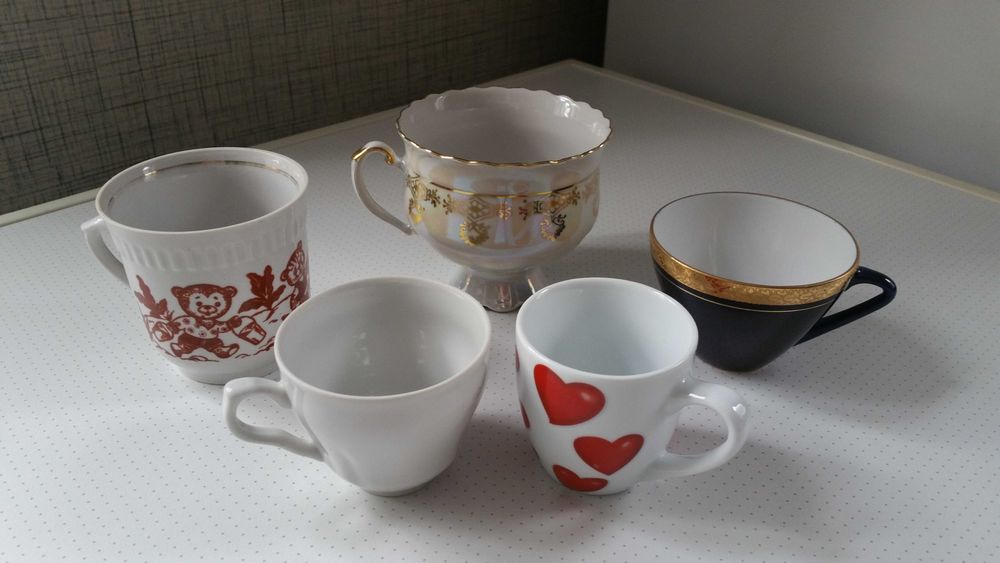 Чашки разные фарфор