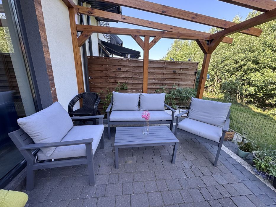 Meble ogrodowe na balkon lub taras