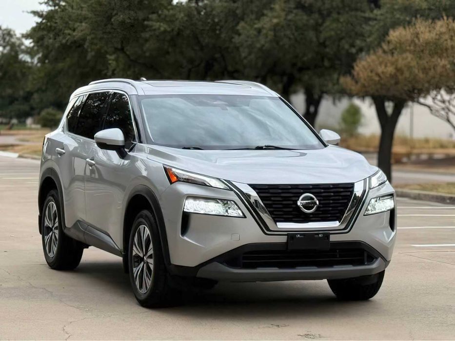 Nissan Rogue      2021