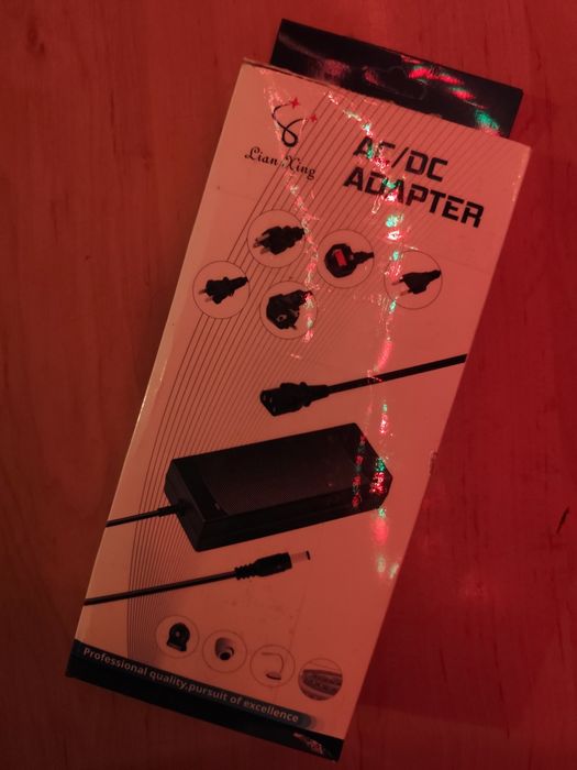 Блок живлення 12В, 5А, AC DC адаптер, Зарядка