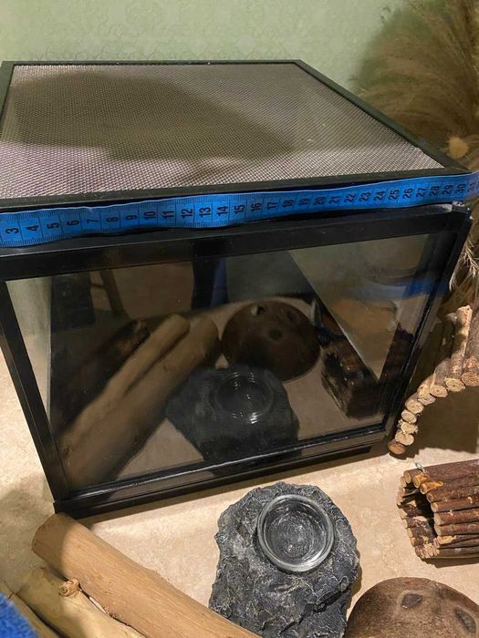 Комплект терариум для рептилій + УВБ лампа НОВА