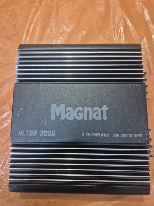 Автомобільний підсилювач Magnat.