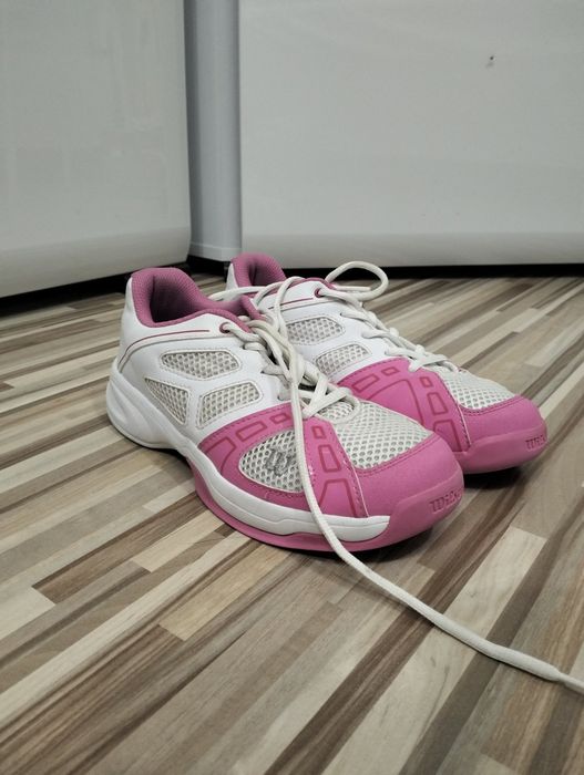 Кросівки тенісні Wilson майже нові