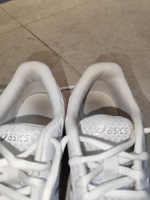 Кросівки Asics Upcourt 5