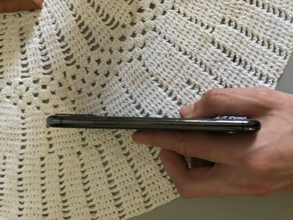iPhone 11 Pro 256GB - A funcionar - Ecrã partido