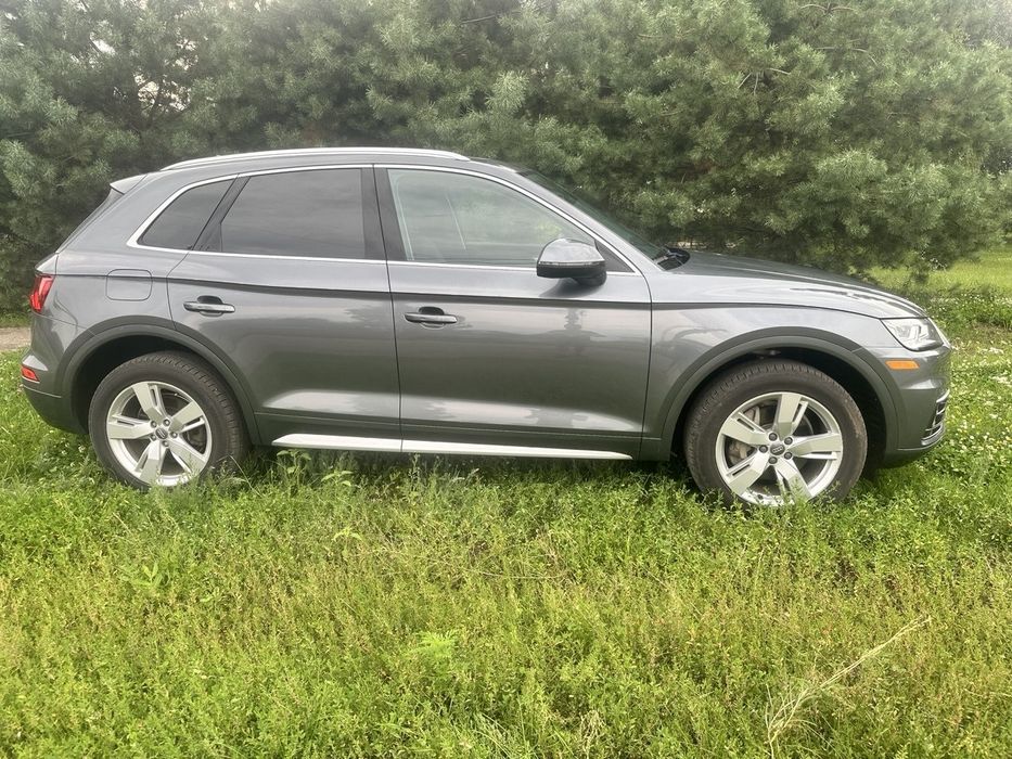 Audi Q5 2018 авто в ідеальному стані