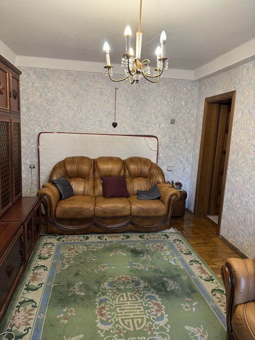 Чернігівська  2-к Лісовий проспект 6