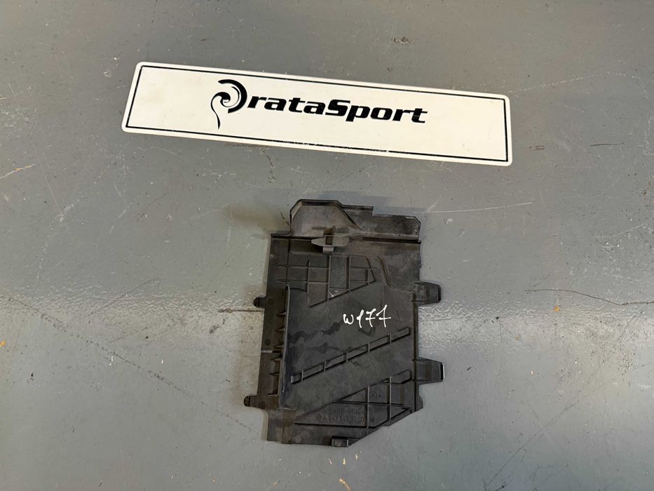 Tampa Fusiveis da Bateria Mercedes Classe A W17