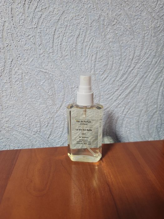 Парфумерна вода La Vie Est Belle (аналог Lancome) 110мл