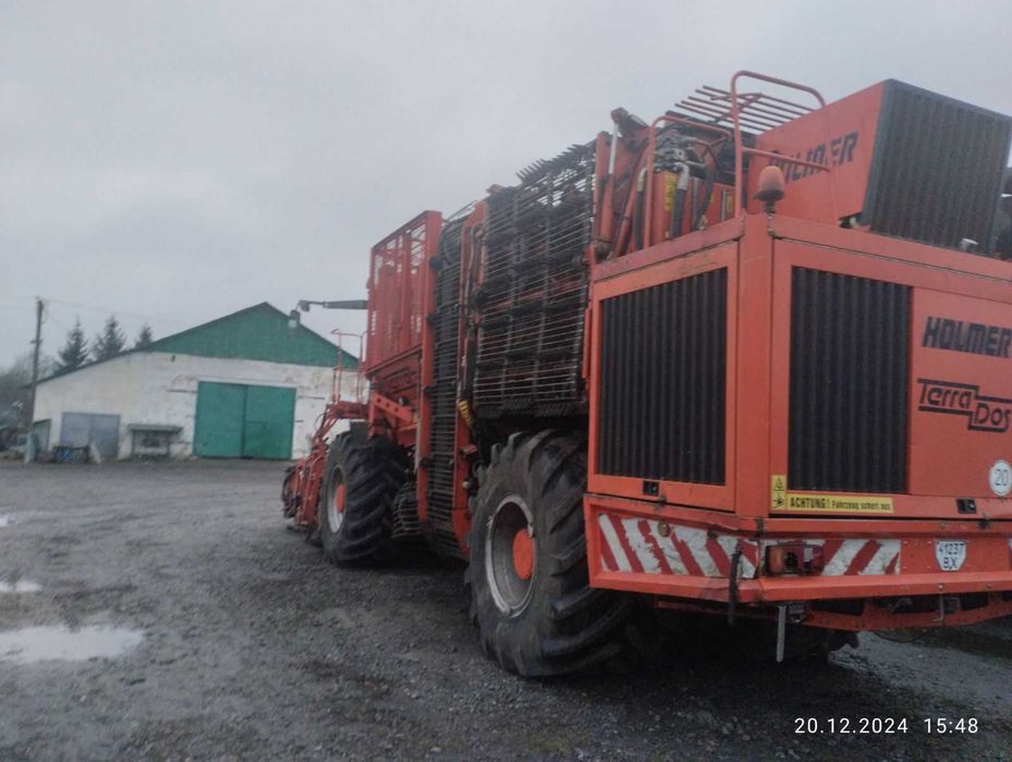 Бурякозбиральний комбайн Holmer T2