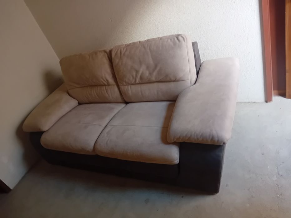 Sofa com pouco uso