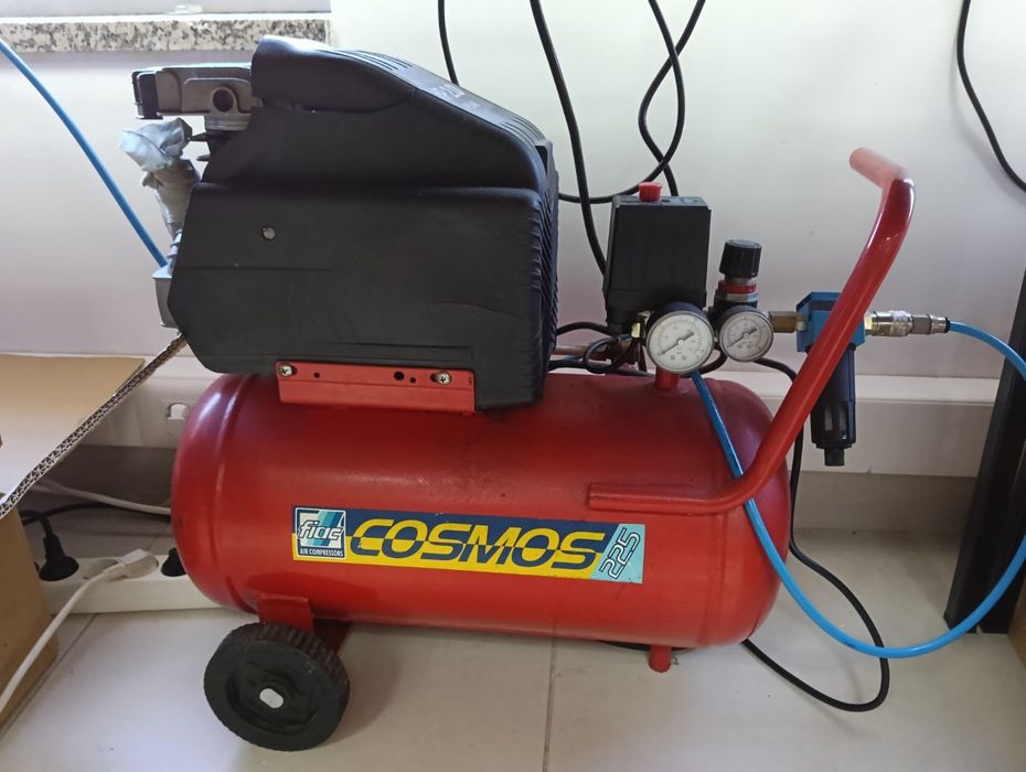 Impressora de sublimação,várias prensas, compressor,  guilhotina  e mesas.