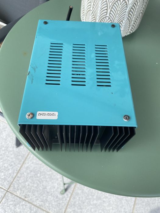 Carregador de bateria autocaravana cbe a-915