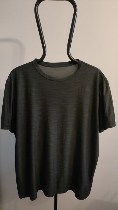 sportowa koszulka NIKE dri -fit