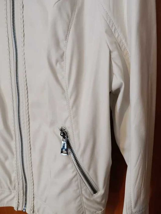 Blusão branco OPCION CONCEPT