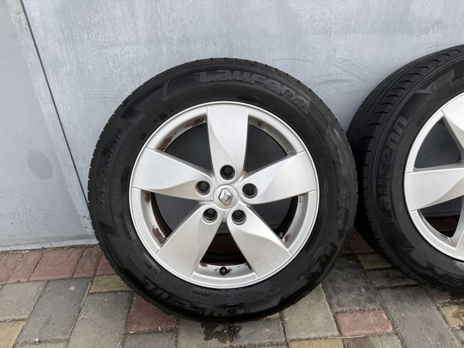 Диски Renault Megane3 Scenic3 Титани Резина 205/60/16 Скаты в сборе колеса