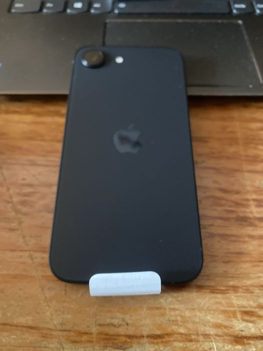 Iphone 16 e 128 novo baixa de preco