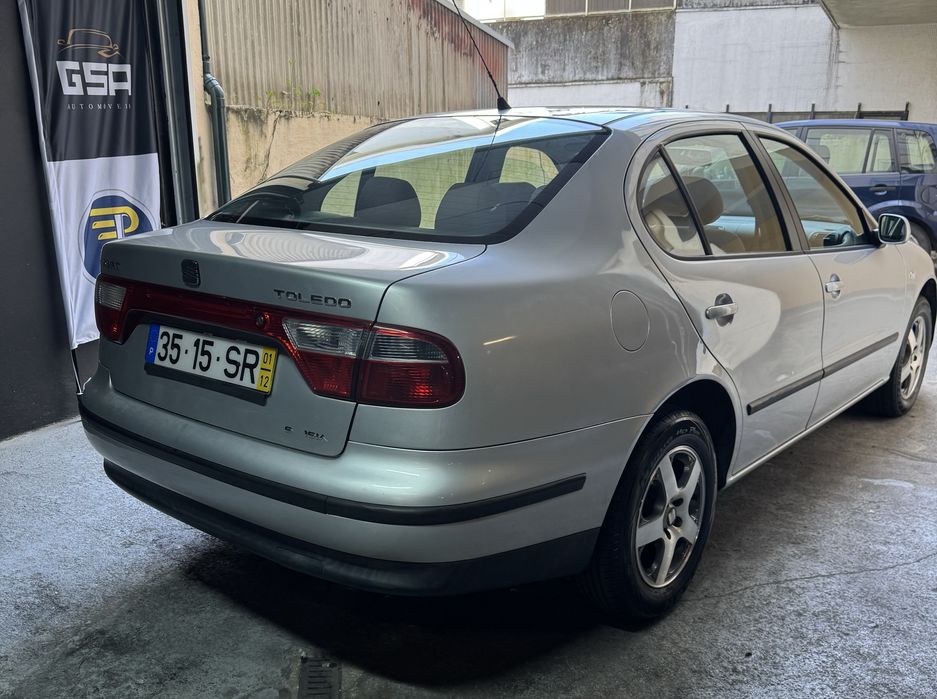 Seat Toledo 1.6 16V - Gasolina 105cv - Nacional 107Milkm