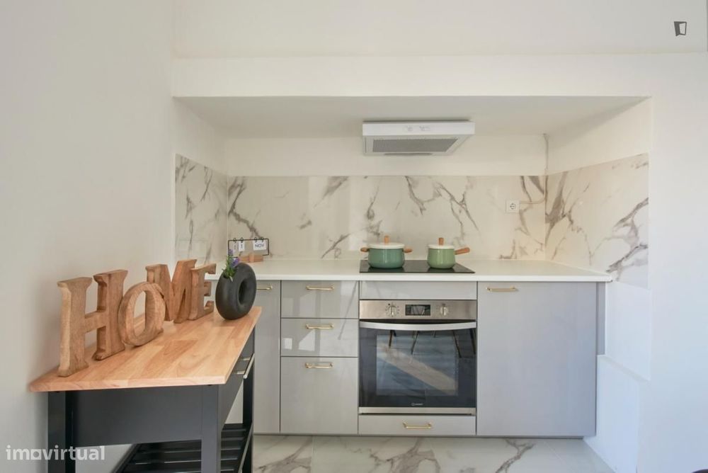 Quarto - localizado em Chiado Lisbon