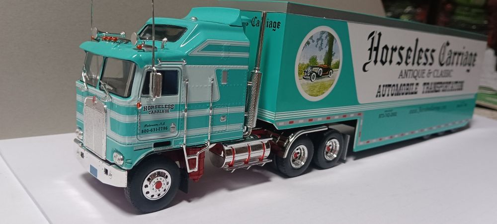 Camião Kenworth K100 1/43