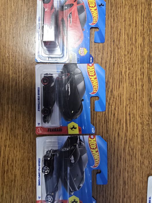 Колекційні машинки Hot Wheels & Bburago F1 (Ferrari, Porsche, JDM, McLaren)