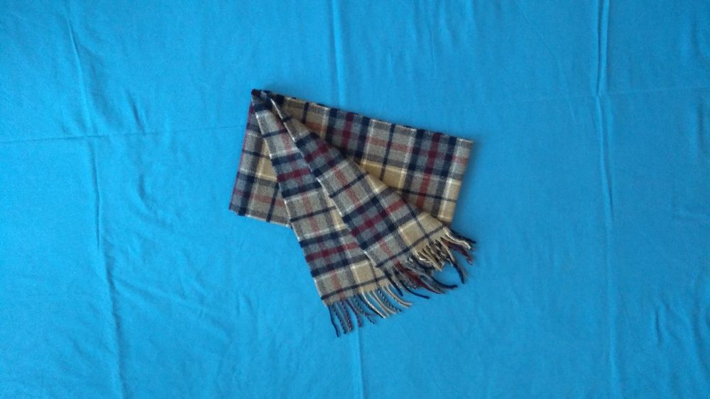 Картатий вовняний шарф MADE IN HAWICK SCOTLAND
Pure Lambswool