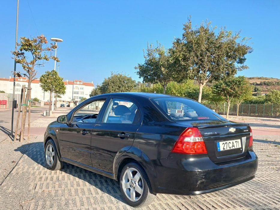 Oportunidade chevrolet Aveo 1.2 gasolina