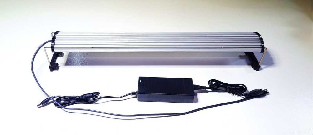 Світильник для акваріуму з функцією світанку, з RGB та білі світлодіод