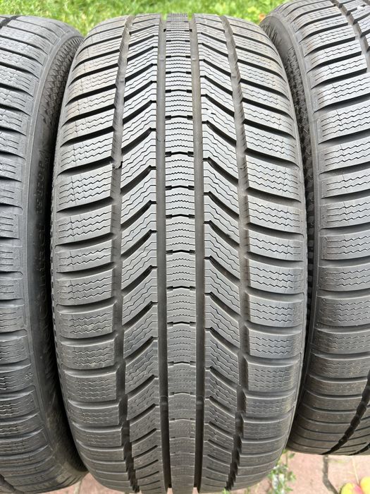 Резина зимова 245 45 r20 continental