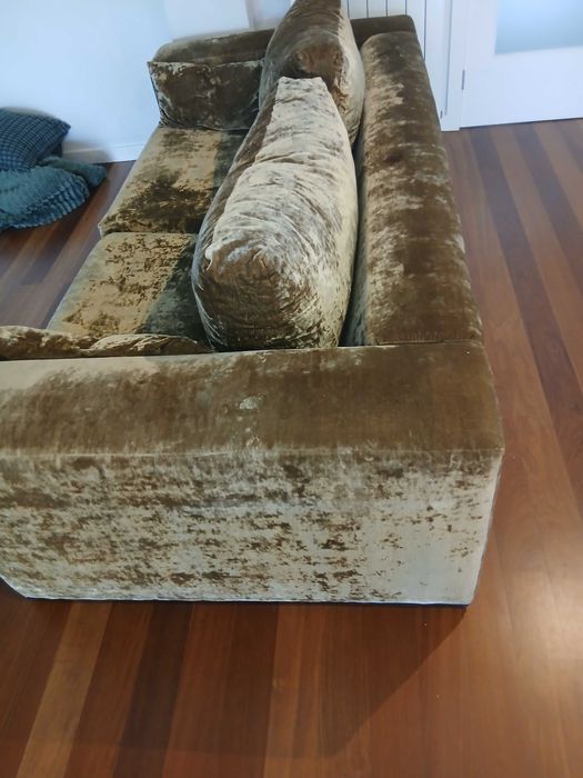 Sofá grande qualidade 3lugares