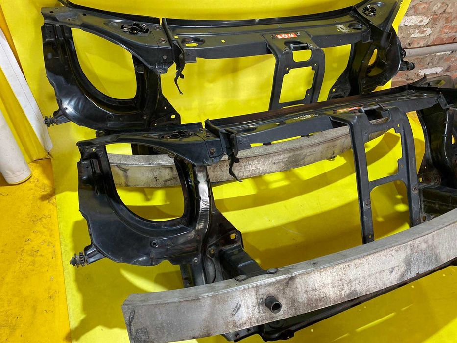 Установочная панель Mercedes ML W164 GL X164 усилитель бампера ML W166