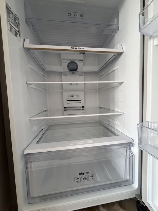 Холодильник Samsung RT46K6340S8