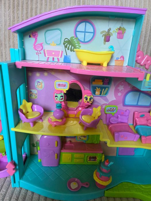 Domek moji pops house party