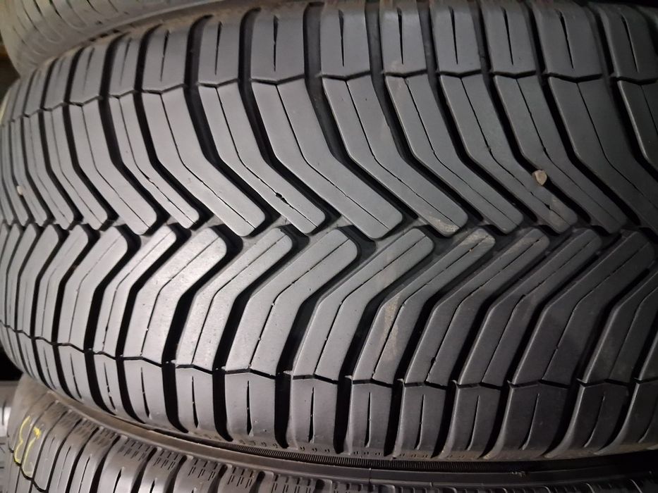 215/55 R18 Michelin Cross Climate шини б/у всесезонні ПАРА