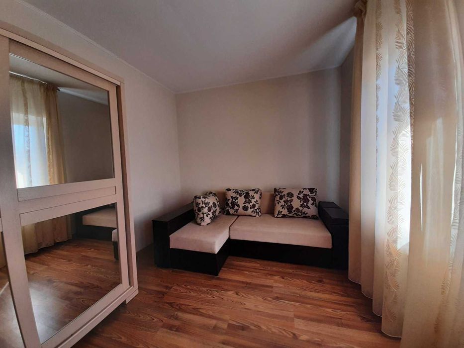 Киев. Дома 300 кв. Сауна. Джакузи. До 15 человек.