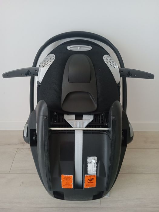 Автокрісло Cybex Cloud T i-Size в комплекті з базою Base T