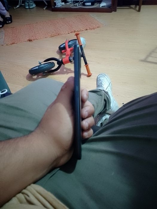 Vendo redmi 10c vendo pq já gastei muito dinheiro do que vou ganhar