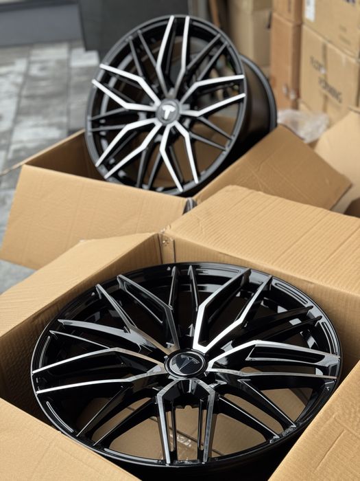 Диски Нові TESLA R18/19/5/114.3 Model 3 Model Y . В Наявності .