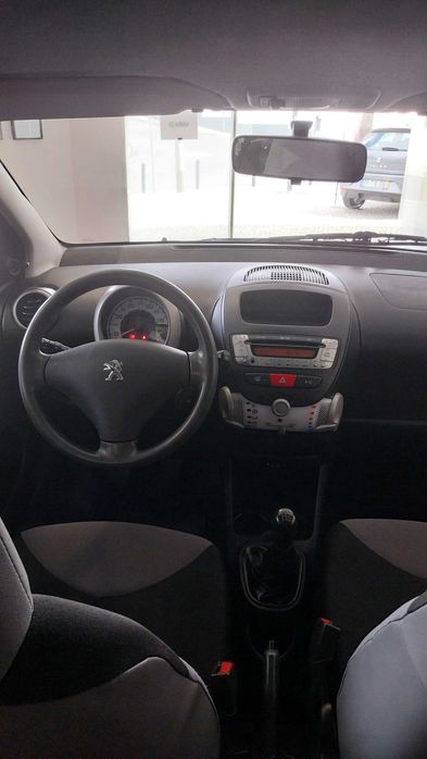 Peugeot 107 1.0 Access | Nacional | 64 mil kms