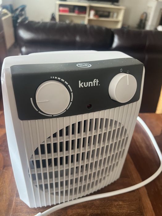 Mini aquecedor 2 em 1