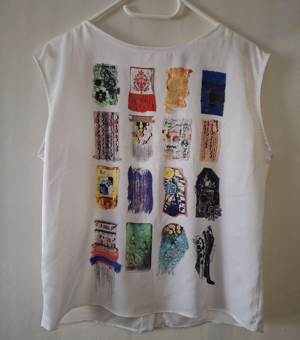 Футболка без рукавов женская