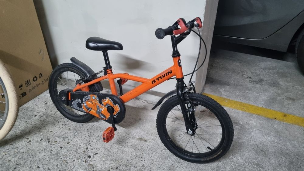 Bicicleta criança-  dos 6 aos 8 anos