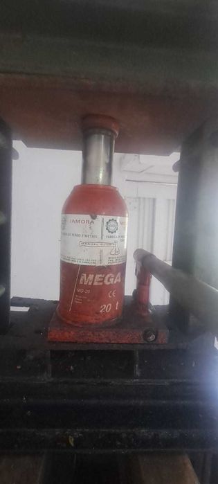 Espremedeira com pouco uso